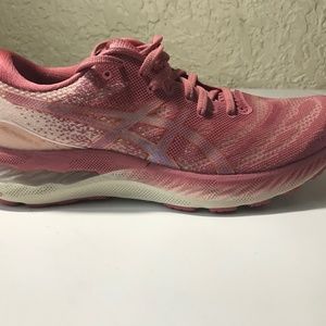 Womens ASICS NIMBUS 23